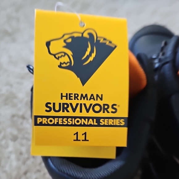 Siberia Survivewear Black and Orange Men's Rain & Snow Boots - Picture 2 of 6